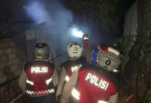 Polisi, Damkar dan Warga Berhasil Padamdamkan Kebakaran Rumah