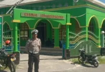Sat Lantas Polres Kepulauan Tanimbar Amankan Sholat Jumat