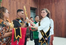 Bunda GenRe Maluku Serahkan Hadia Bagi Pemenang Adujak GenRe Tanimbar 2026