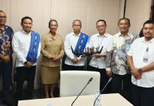 Diplomasi Tenun dan Perahu Tumbur Berhasil 2 Kementerian Siap Sulap Tanimbar