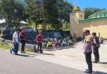 Sholat Jumat,  Polres Kepulauan Tanimbar Gelar Patroli