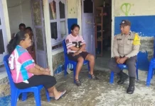 Bhabinkamtibmas Desa Lorwembun Gelar Door to Door System