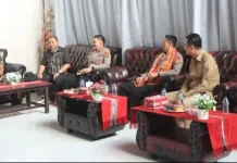 Kapolres Kepulauan Tanimbar Sambut Kedatangan Kapolda Maluku