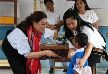 Bunda PAUD Maluku dan Tanimbar Kunjungi TK Layongar Lermatang