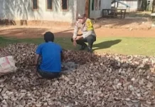 Bhabinkamtibmas Kainara Sambangi Petani Kopra