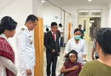 Bupati dan Wabup Tanimbar Jenguk Korban di RSUD PP. dr. Magrety Lauran.