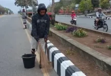 Jasa Kebersihan, Kontribusi Bagi Kota Saumlaki Tetap Bersih