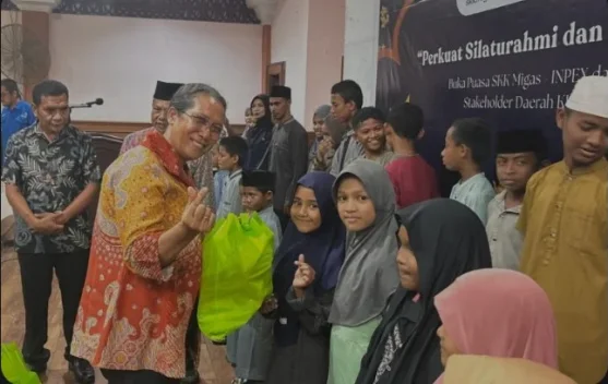 Puasa Mengajarkan kita berbagi