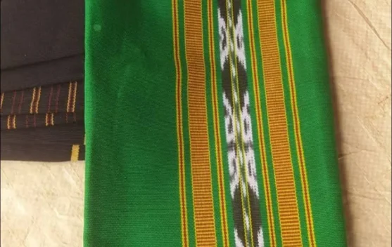 Kisah Udi Lurusmanat, Pengrajin Tenun Ikat Tanimbar