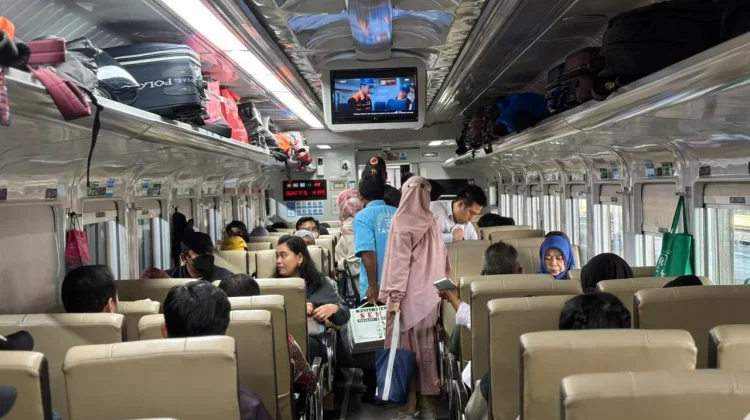 Dukung Stimulus Pemerintah 30 Persen, KAI Semarang Siapkan Kursi