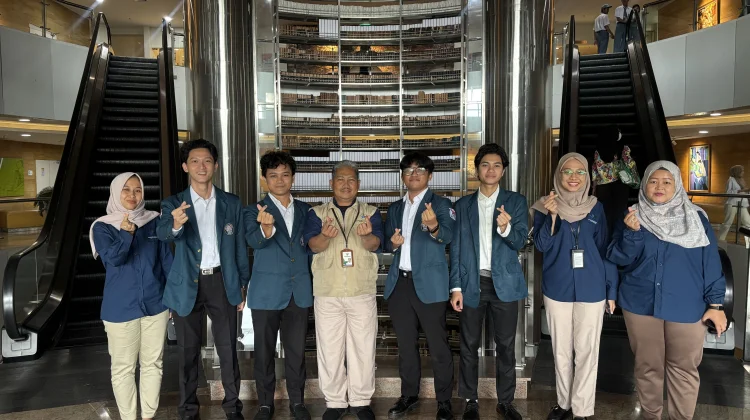 Mahasiswa UNDIP Magang dan Berinovasi di Perpusnas