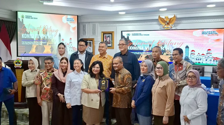 Warga Adukan Dampak Tambang Gunung Slamet Ke DPR
