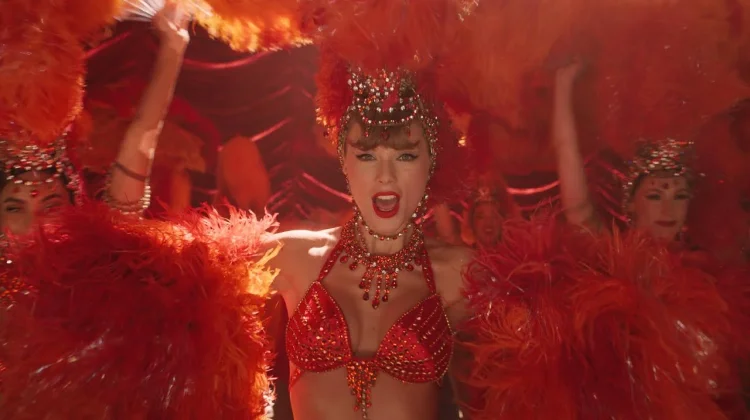 Taylor Swift Puncaki Artis Global 2025
