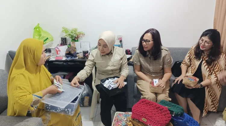 Kunker Komisi VII ke Semarang, Rahmawati Dorong  UMKM Naik Kelas