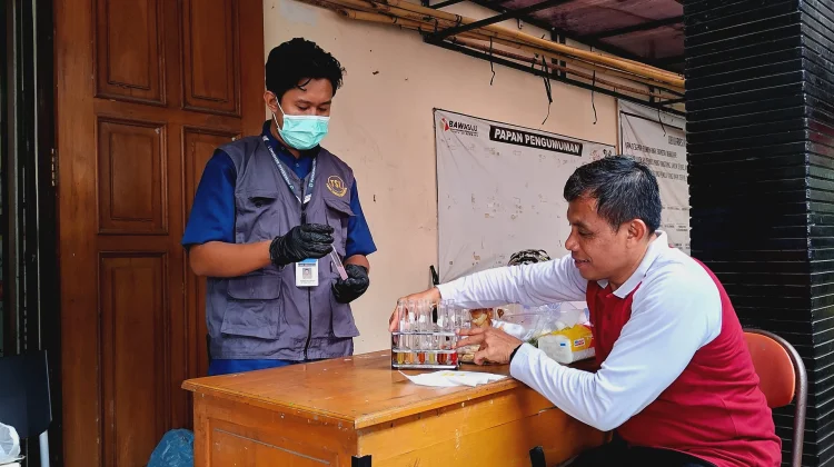 Pemkab Rembang Uji Keamanan Pangan Takjil di Kampung Ramadan 2026