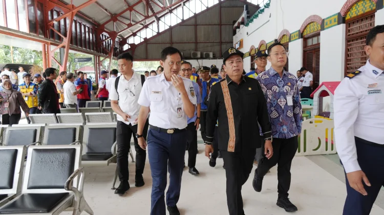 Komisi V Kunjungi Stasiun Tawang, Himpun Data Dampak Banjir dan Operasional KA