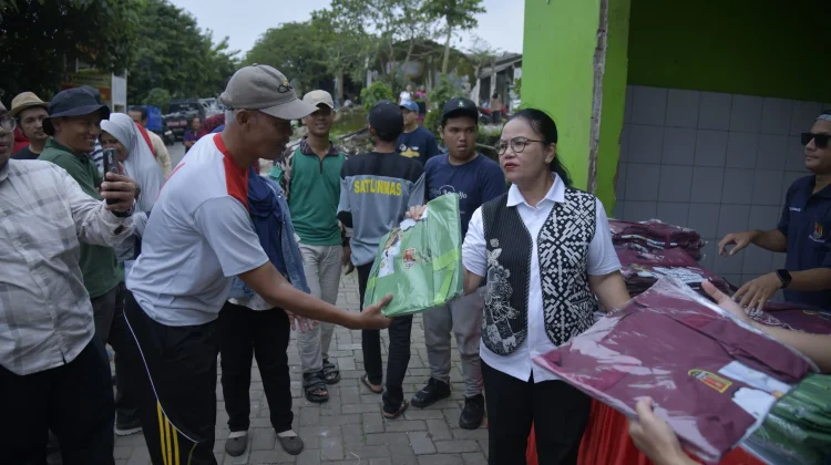 Hari Peduli Sampah Nasional, Pemkot dan Elemen Masyarakat Resik-resik Kali Jaten