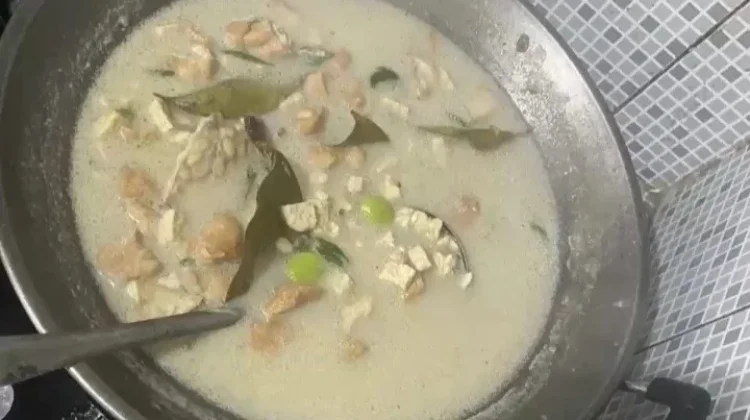 Resep Sayur Ndeso (Jangan Ndeso) yang Gurih Menghangatkan