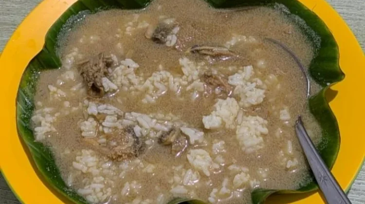 Resep Nasi Gandul Rumahan dengan Kuah Gurih