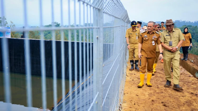 Jateng Operasikan Embung Geblong, Mampu Aliri 30 Hektar Lahan