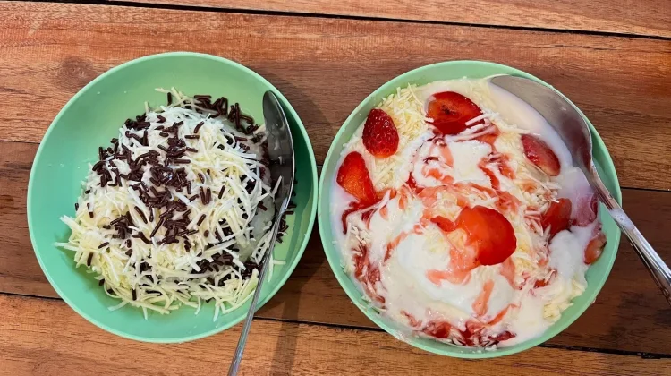 Menikmati Kelezatan Ketan Susu Kekinian Dengan Ragam Topping