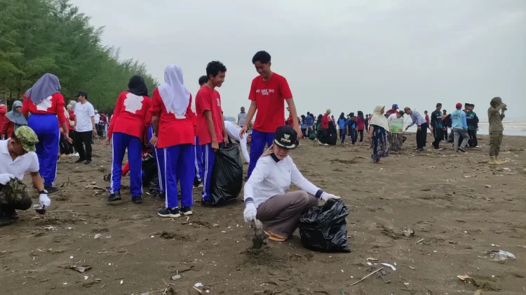 Pemkab Kendal Ikuti Launching Gerakan Jateng Asri