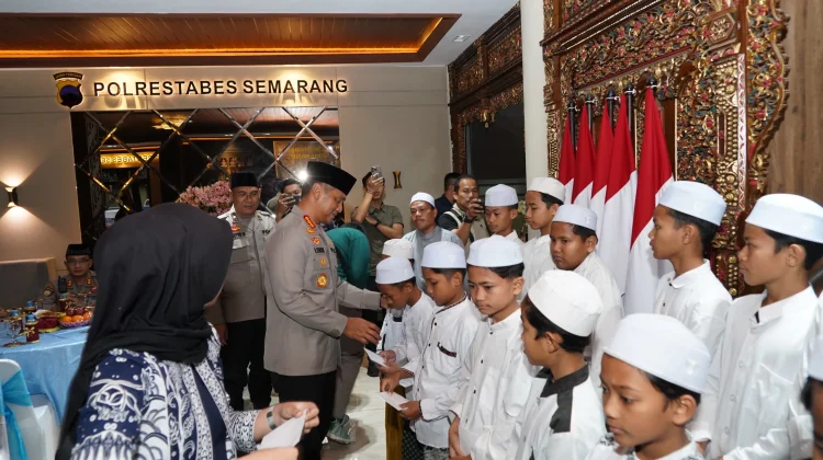 Buka Puasa Bersama Anak Yatim, Polrestabes Semarang Pererat Silaturahmi
