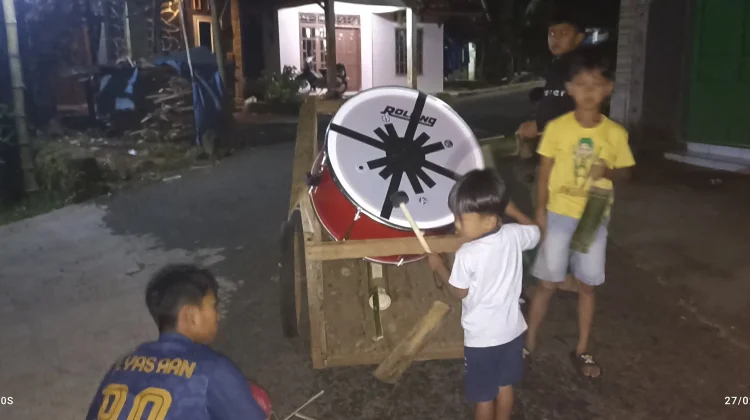 Tradisi Patroli Sahur Pemuda Banyuanyar Semarakkan Ramadan di Batang