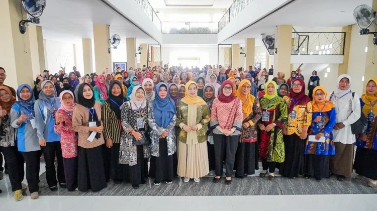 Sosialisasi MBG, Teti Rohatiningsih Tekankan Evaluasi dan Penguatan Ekonomi