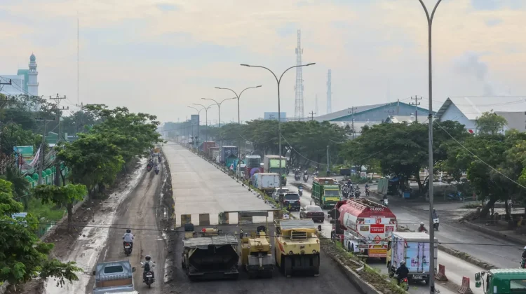 Siap Dilintasi Arus Mudik Lebaran, Pemantapan Jalan Pantura Dikebut