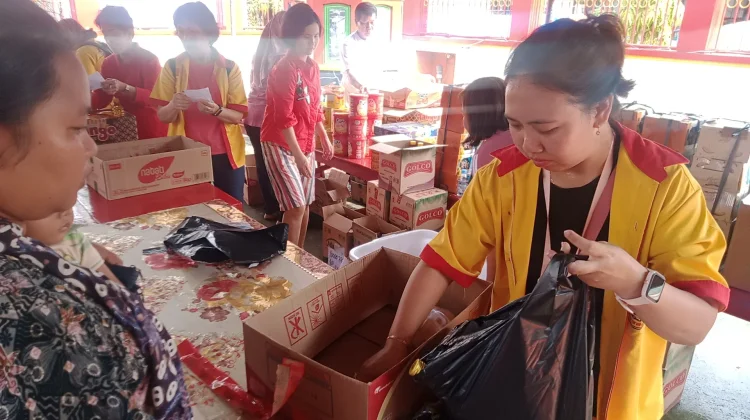 Pasar Murah Cap Go Meh Ringankan Beban Pascabanjir di Pati