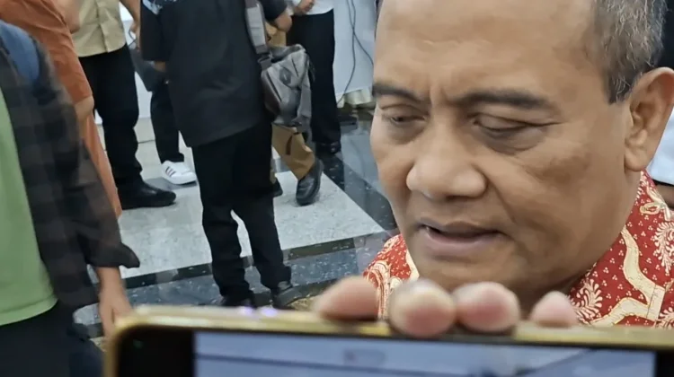 Gubernur Prihatin OTT Bupati Pekalongan, Tegaskan Komitmen Bersih Birokrasi