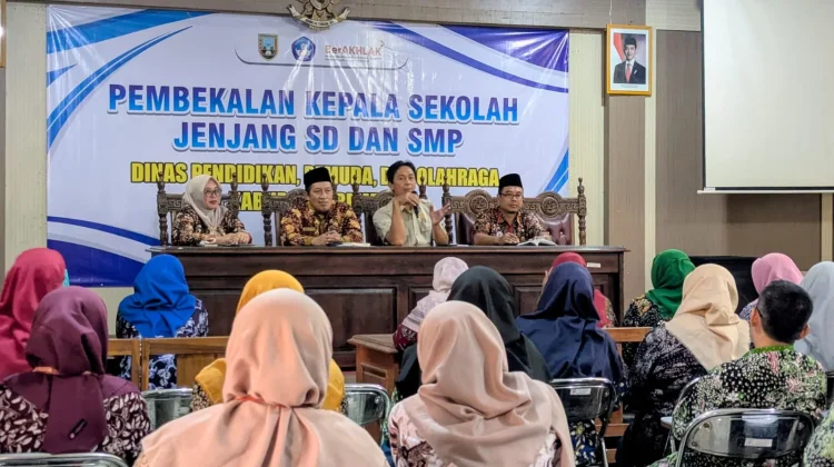47 Kepala Sekolah Baru di Rembang Ikuti Pembekalan Manajerial dan Kepemimpinan