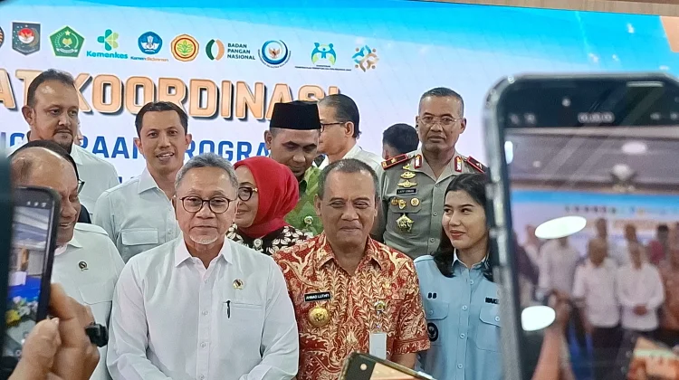 Zulhas Sebut Jateng Juara MBG, Sentuh 9,6 Juta Penerima