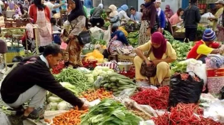 Jelang Lebaran, Harga Sembako di Pasar Pedurungan Stabil