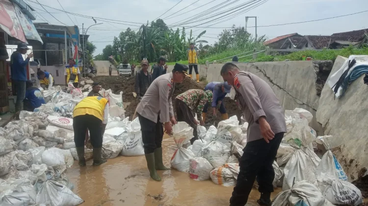 Banjir Akibat Tanggul Jebol di Mangkang, Penanganan Darurat Dikebut