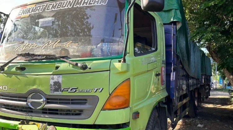 Imbas Pajak Jateng Naik dan Aturan Sulit, Truk Mulai Migrasi Plat