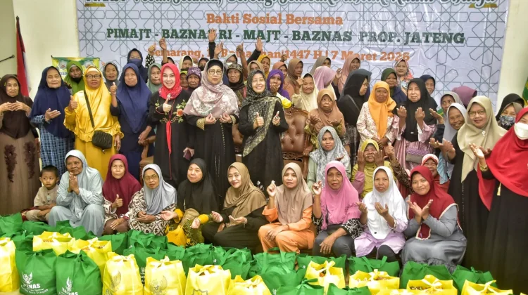 Berbagi Senyum, PIMAJT Salurkan Ribuan Paket Sembako untuk Kaum Duafa