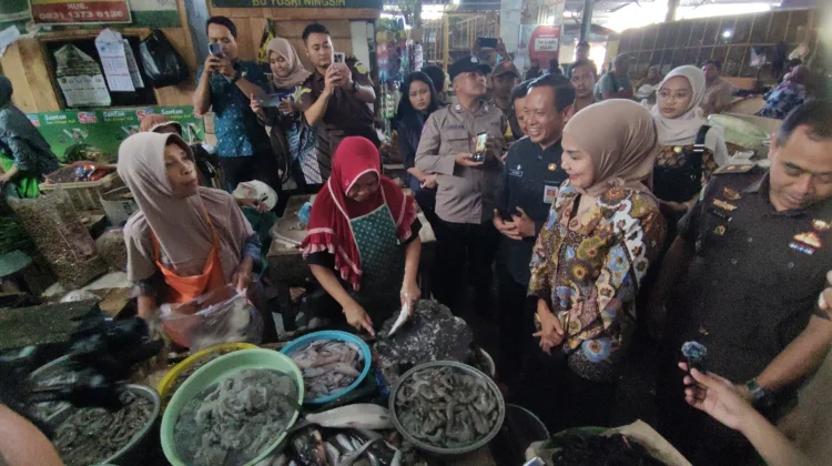 Harga Bapokting di Kendal jelang Lebaran masih Stabil
