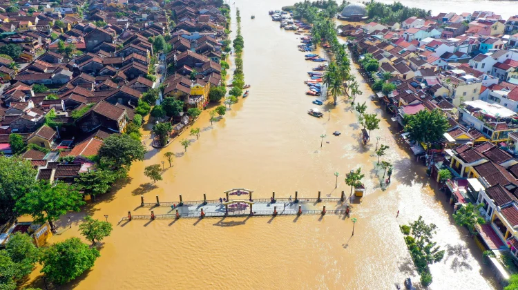 Peran Karang Taruna dalam Pemulihan Banjir Purbalingga