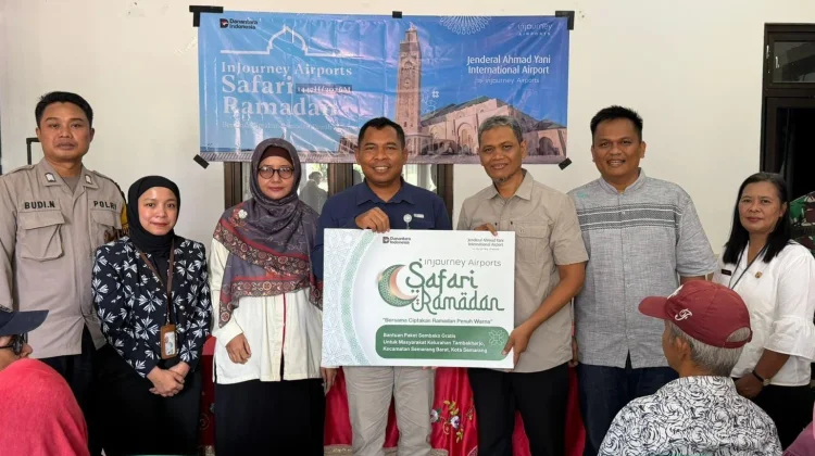 Bandara Jenderal Ahmad Yani Bagikan 1.000 Paket Sembako