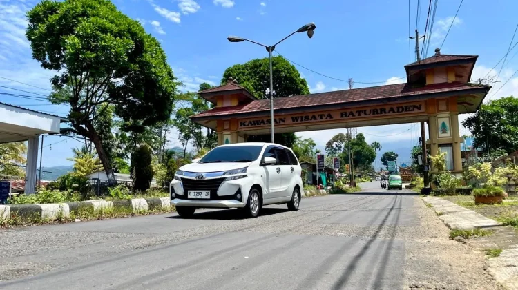Jalan Berlubang 25 Ribu Titik Ditambal, Termasuk Akses Objek Wisata