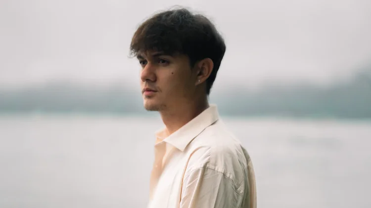Bawa Identitas Baru, Paul Aro Rilis Single Barunya “Selasa”