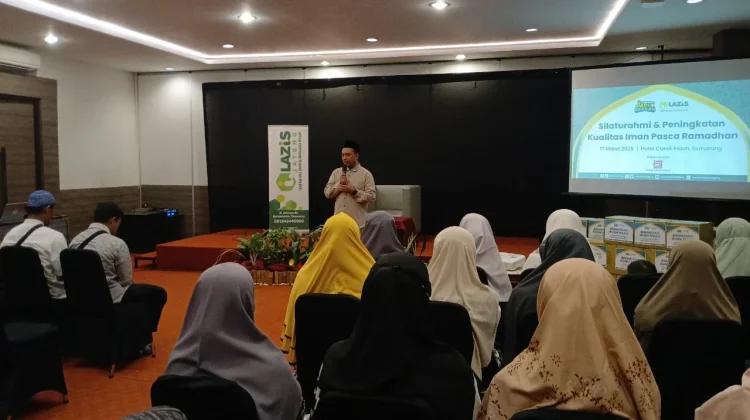 Guru Ngaji Minim Kesejahteraan, LAZiS Jateng Salurkan Santunan