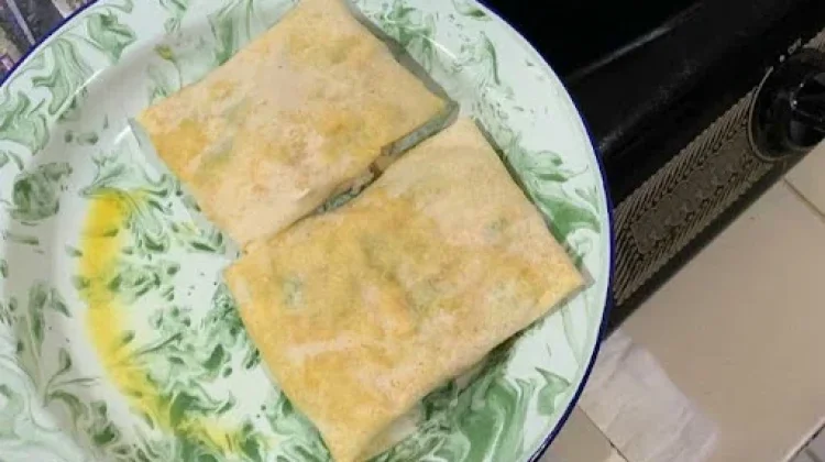 Cara Membungkus Adonan Martabak agar Kulitnya Tidak Sobek