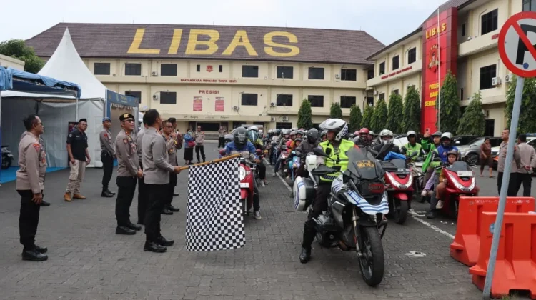 Kapolrestabes Semarang Sambut Pemudik Pengguna Valet and Ride