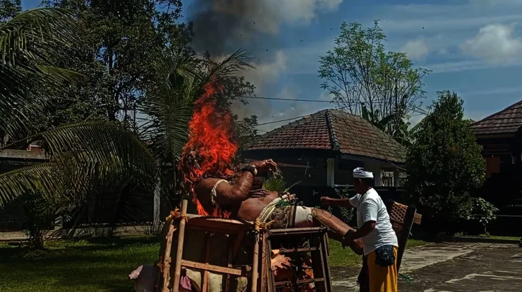 Sehari sebelum Nyepi, Umat Hindu di Magelang Gelar Mecaru