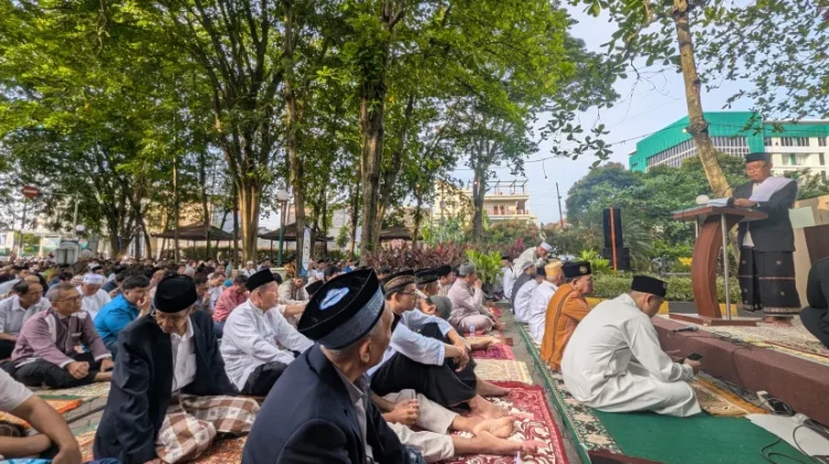 Ribuan Warga Muhammadiyah Salat Idulditri di Unimus Semarang