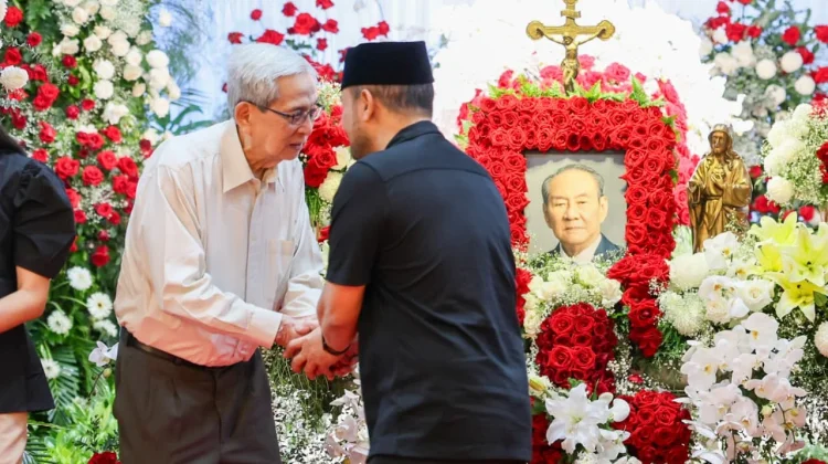 Jejak dan Dedikasi Michael Bambang Hartono, Kenangan Mendalam Gubernur Jateng