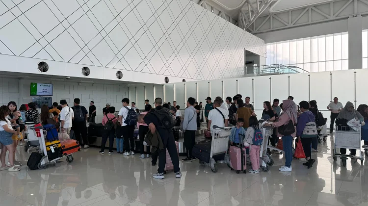 Penumpang Bandara Jenderal Ahmad Yani Semarang Naik 61 Persen pada H+3 Lebaran